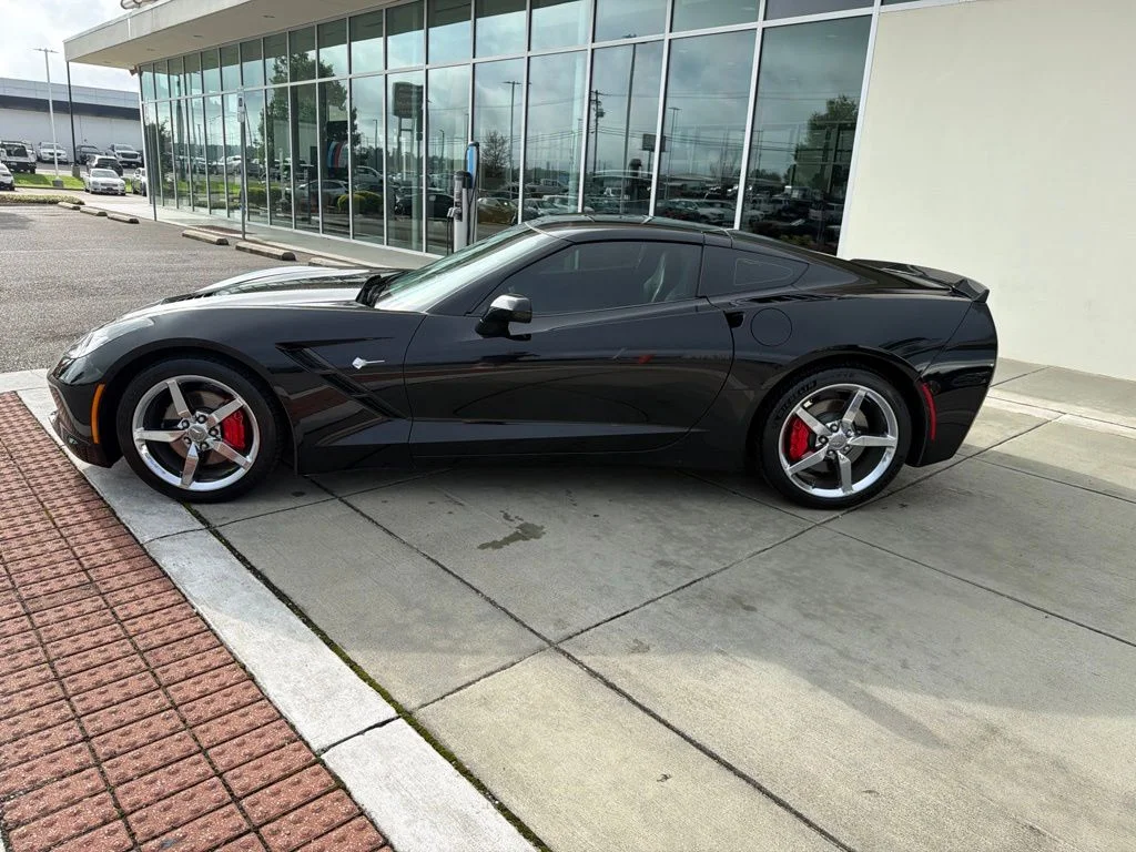 Used 2014 Black Chevrolet Base image 3