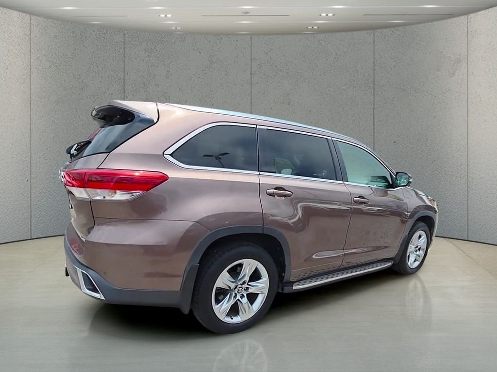 Used 2019 Brown Toyota Limited image 40
