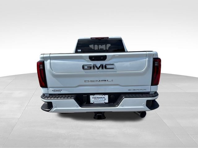 New 2026 Glacier White Tricoat GMC Denali Ultimate image 4