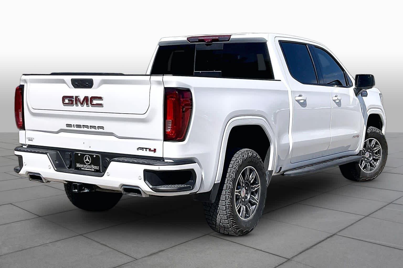 Used 2024 Summit White GMC AT4 image 13