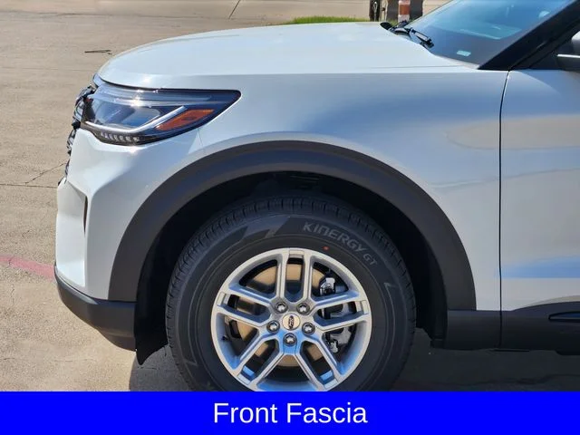 New 2026 Star White Metallic Tri-Coat Ford Active image 9