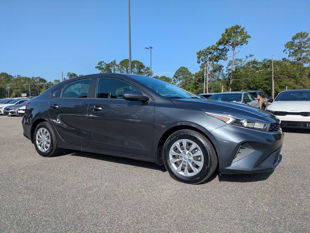 Used 2022 Kia FORTE FE with VIN 3KPF24AD2NE502813 for sale in Brunswick, GA