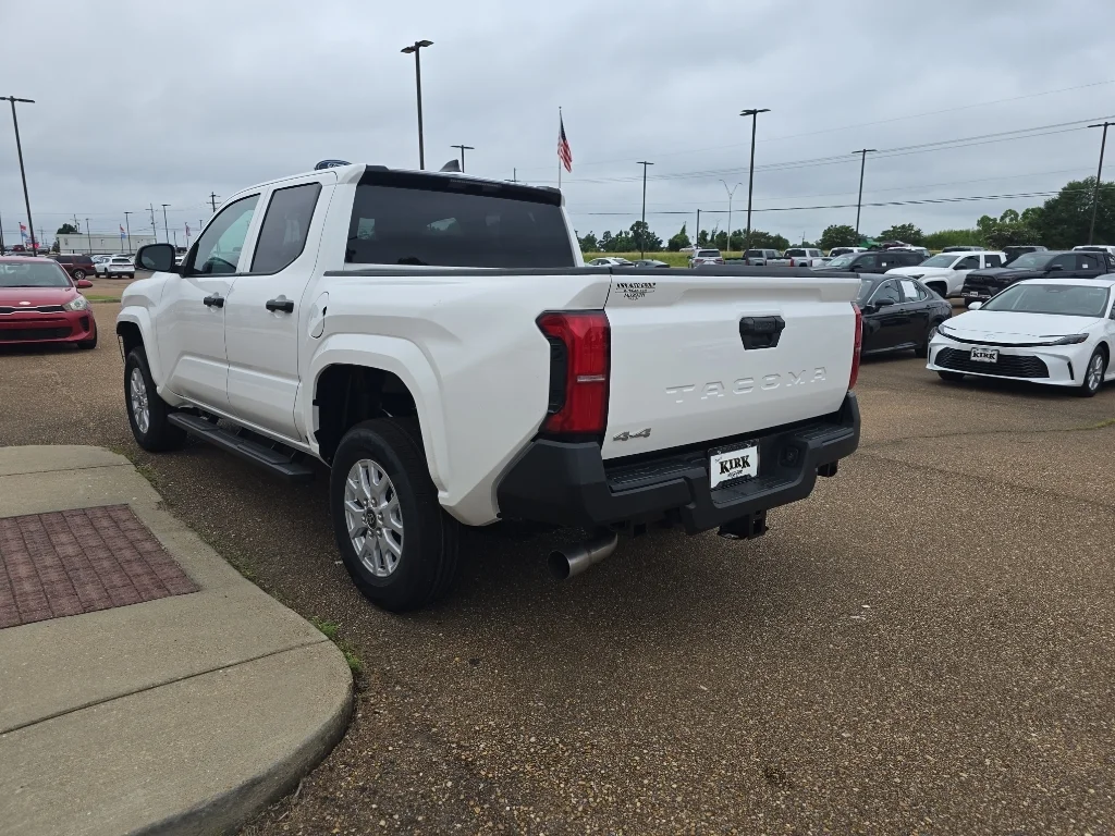 New 2026 Ice Cap Toyota  SR image 3