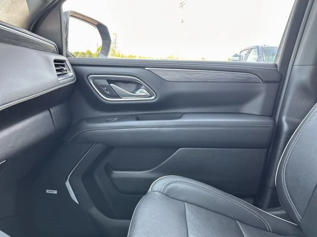 Used 2023 Blue GMC SLT image 45