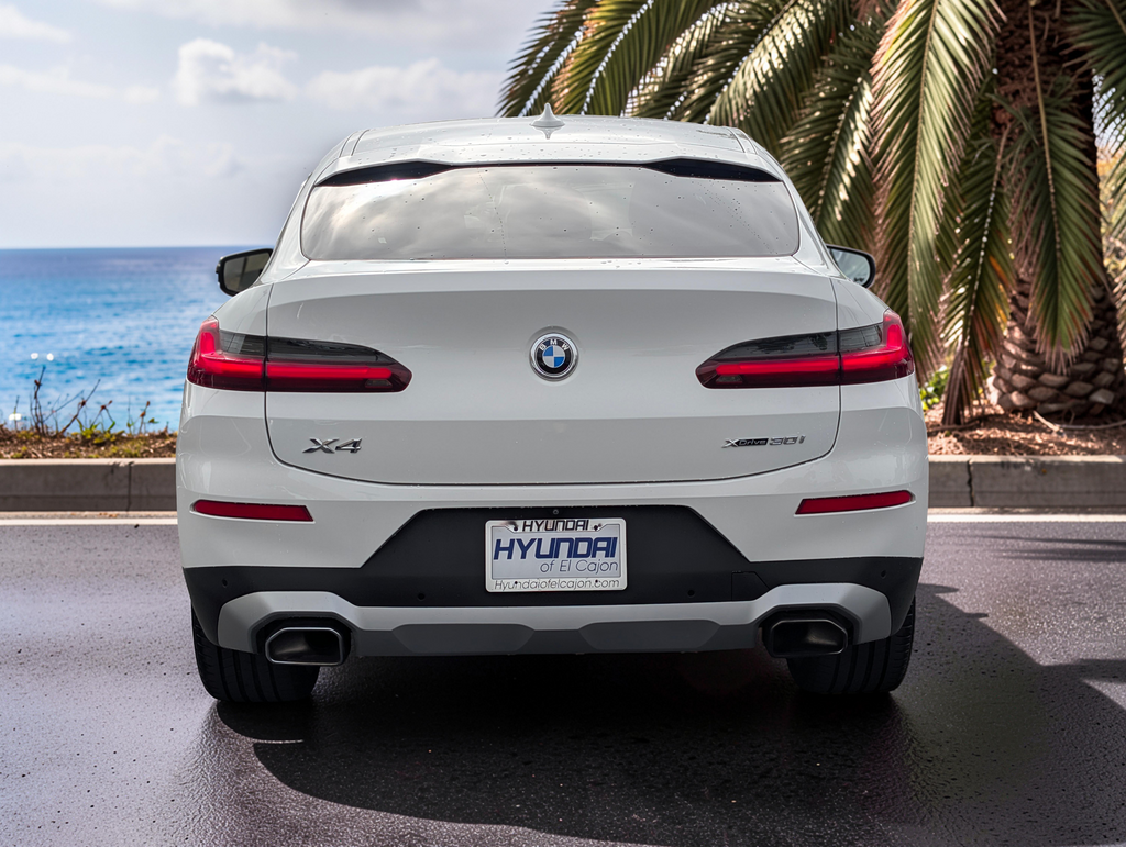 2022 BMW X4 30i - Photo 6