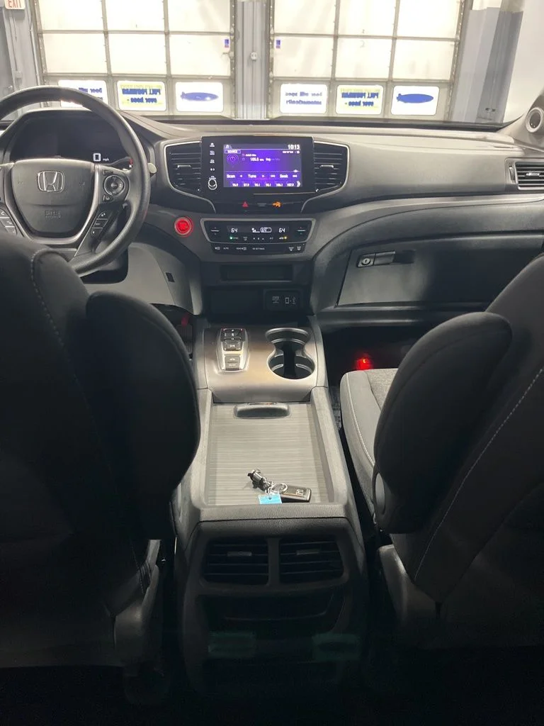 2021 Honda Ridgeline Sport - Photo 32