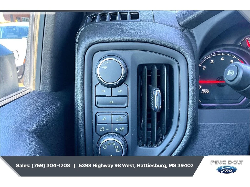 Used 2024 Summit White Chevrolet Custom image 23