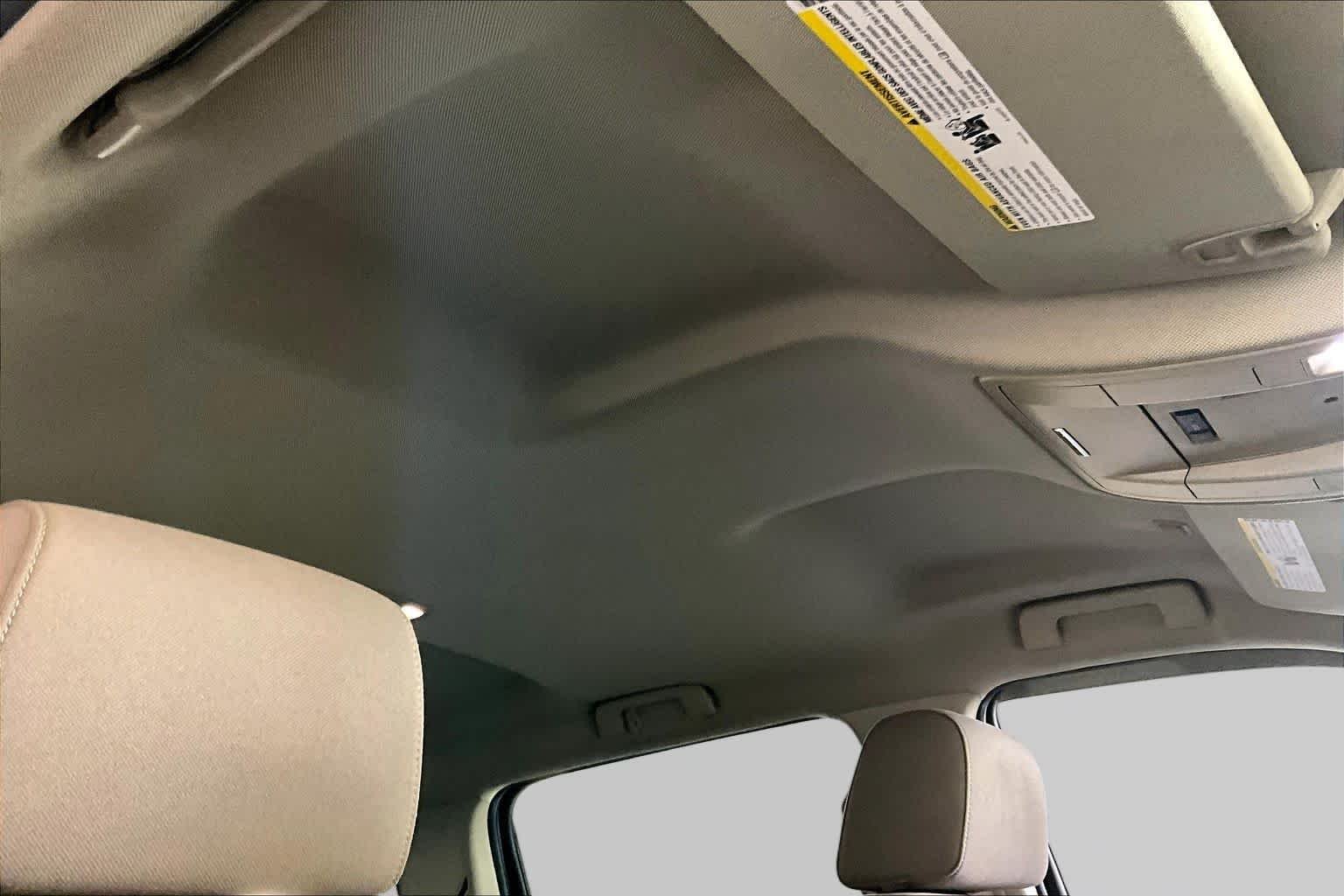 Used 2016 Mahogany Metallic GMC SLE image 12
