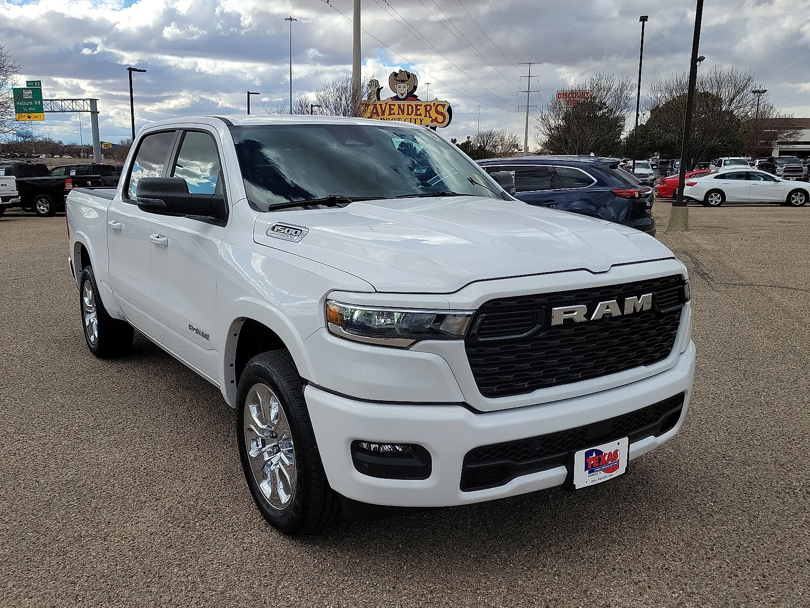 New 2026 PW7 Bright Whit Ram LONE STAR CREW CAB 4X4 5