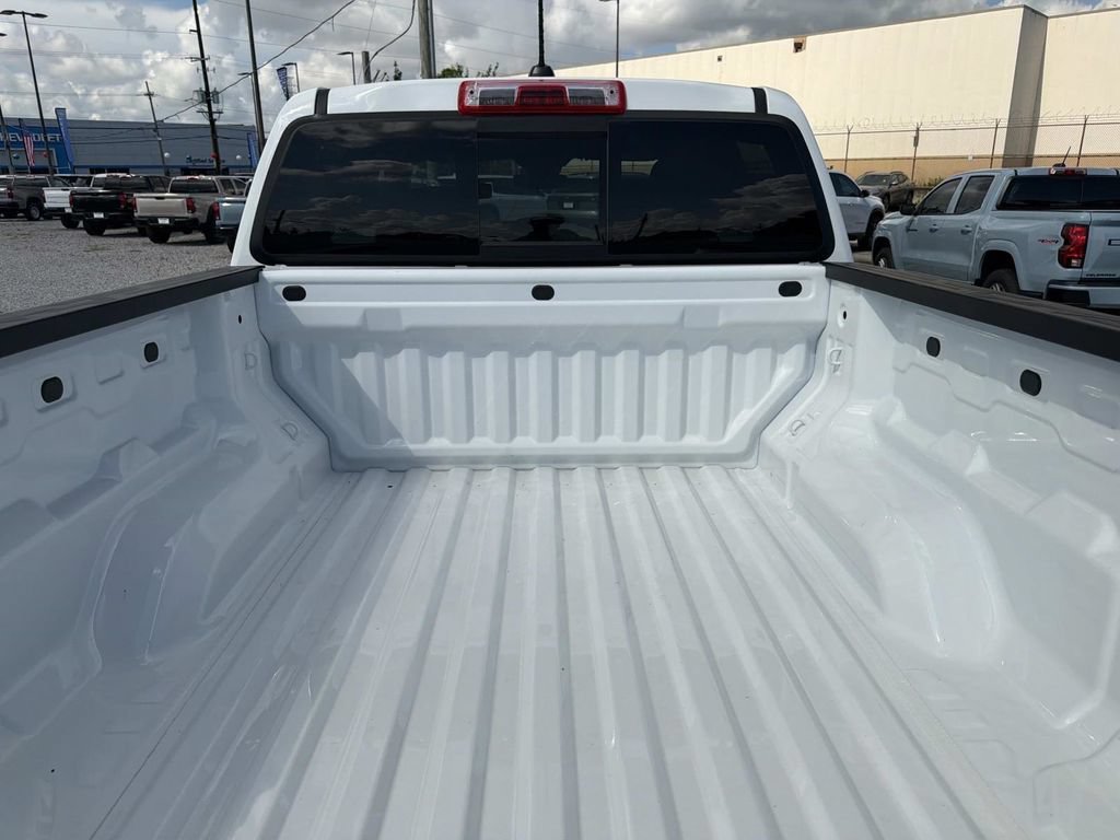2026 Chevrolet Colorado Work Truck - Photo 9