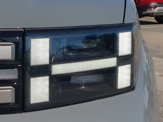 New 2026 Gray Hyundai SE FWD image 37
