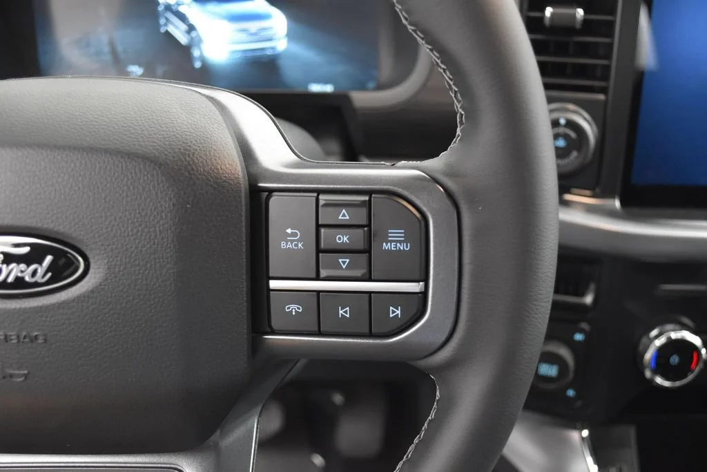 New 2026 Oxford White Ford XLT image 10