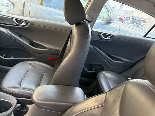 Used 2018 Summit Gray Hyundai Limited image 16