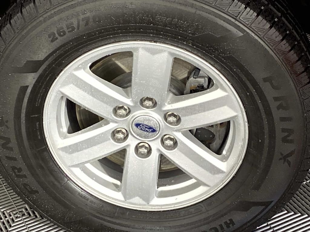 Used 2021 Red Ford XLT image 25
