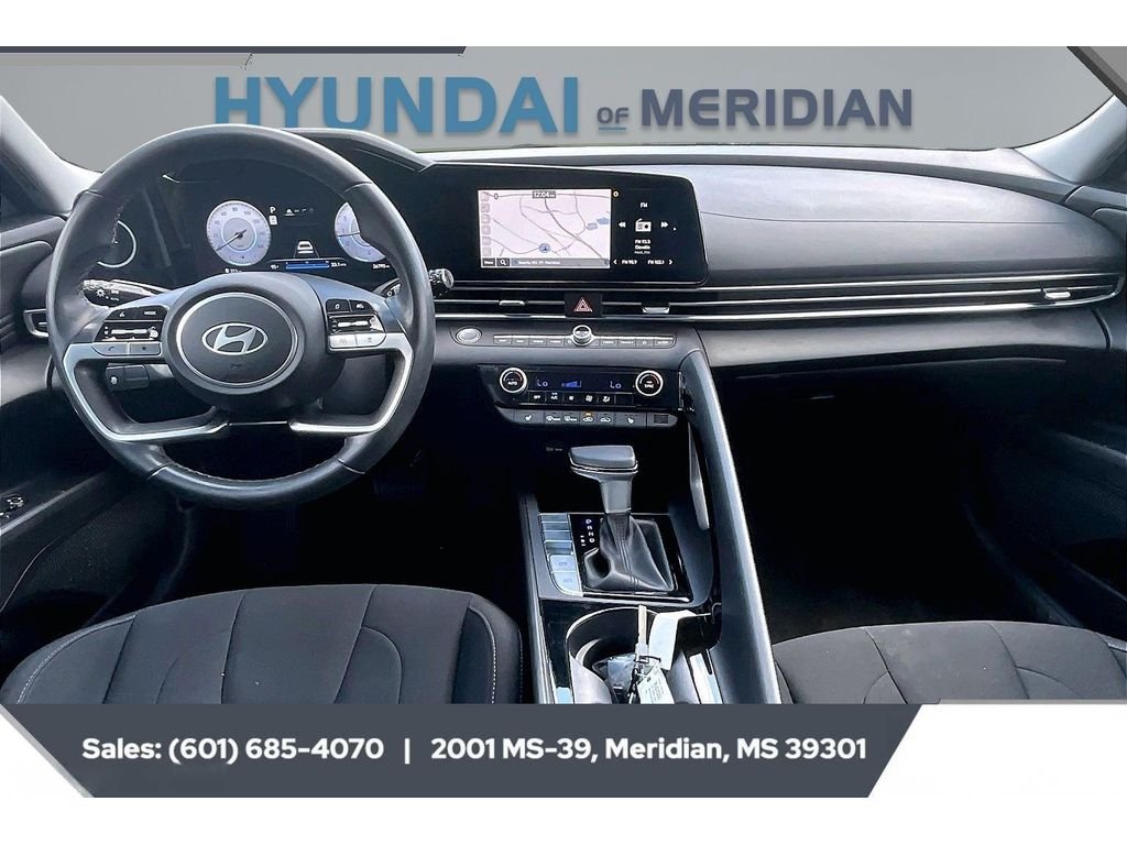 Used 2024 Ultimate Red Hyundai SEL image 13