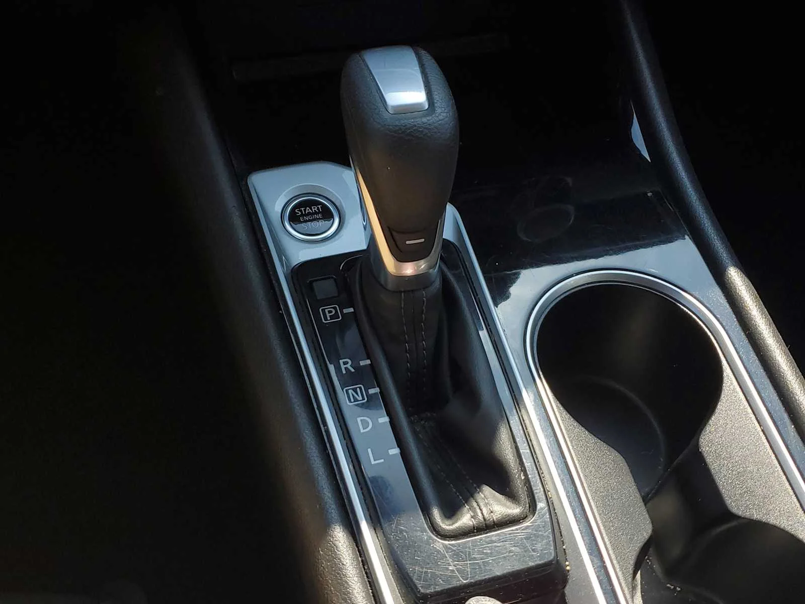 Used 2024 Gun Metallic Nissan 2.5 SV image 29