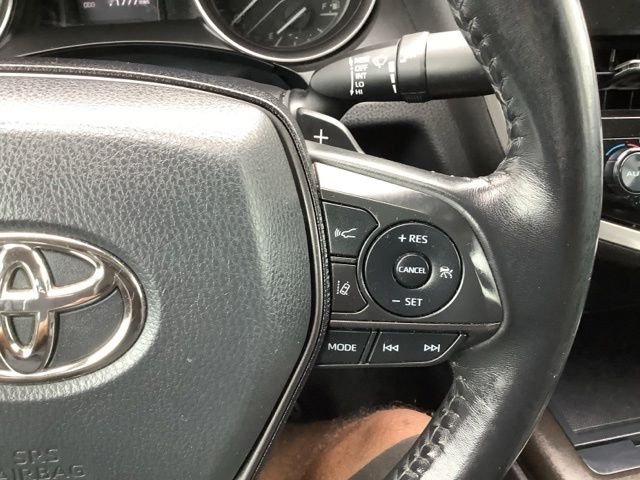 2021 Toyota Camry SE - Photo 19