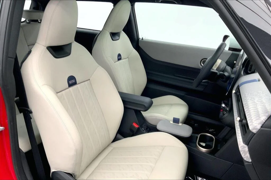 2025 MINI Hardtop 2 Door S - Photo 22