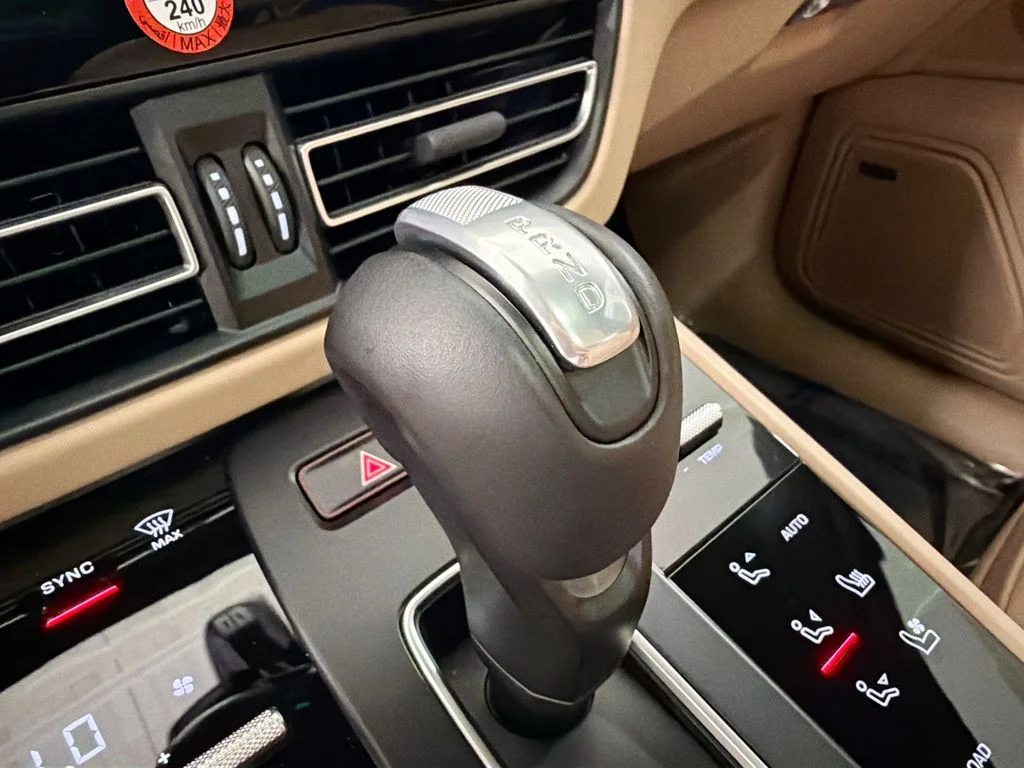 Certified Used 2025 Dolomite Silver Metallic Porsche  image 18