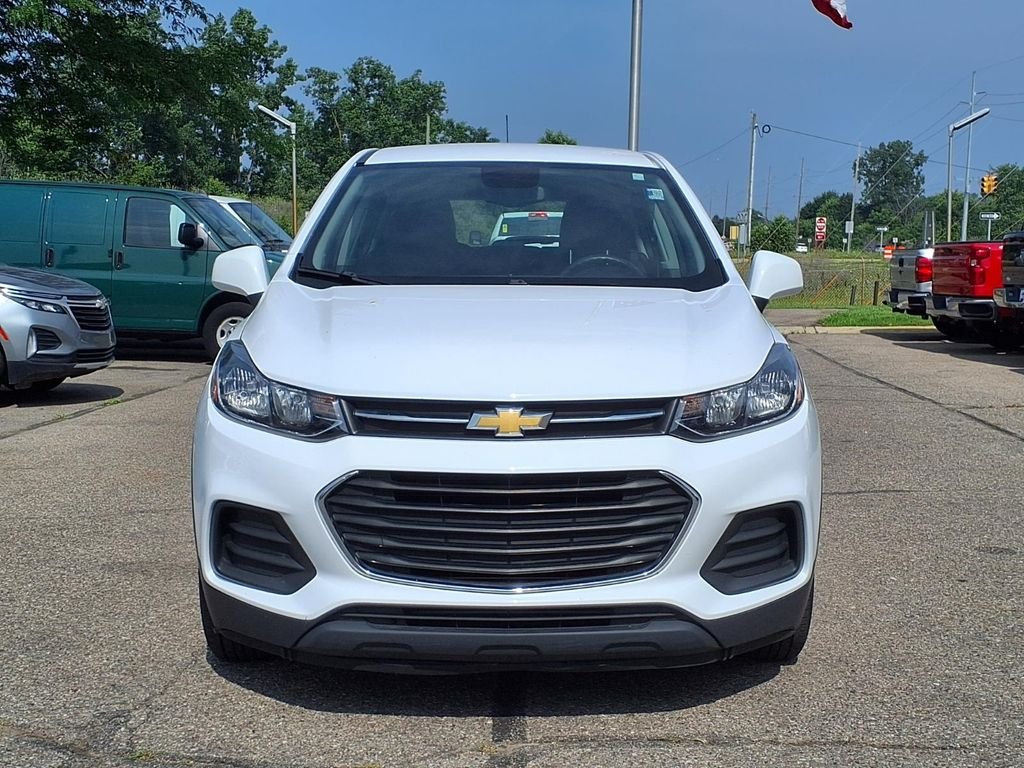 Used 2019 White Chevrolet LS image 2