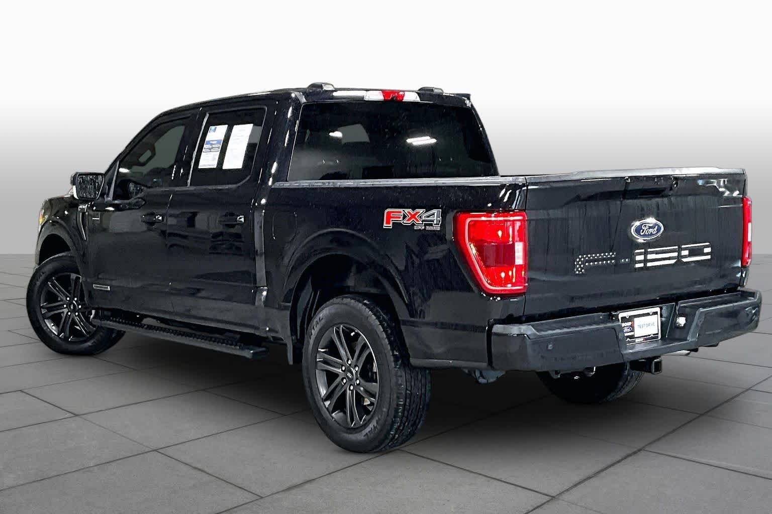 Used 2021 Agate Black Ford XLT image 12