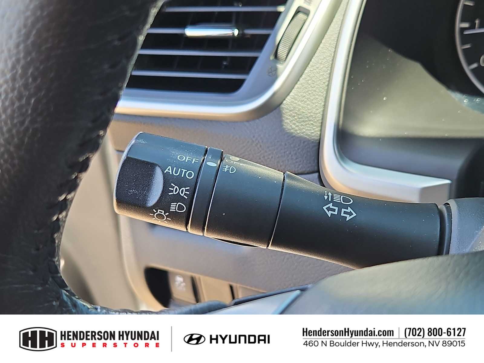Used 2015 Brilliant Silver Metallic Nissan Platinum image 27