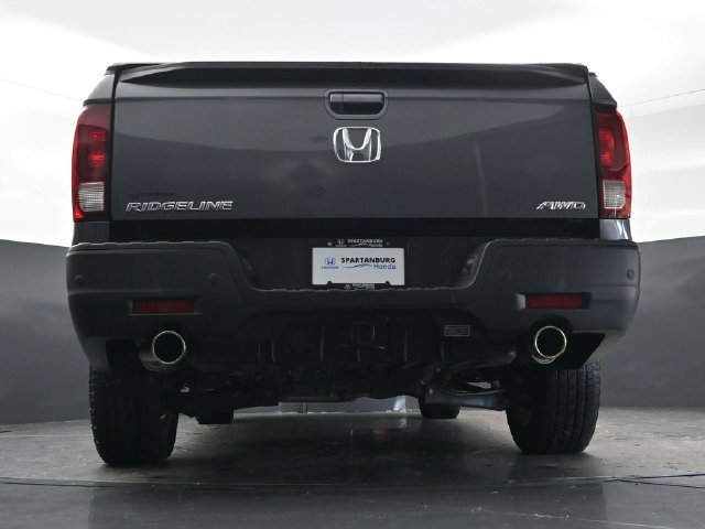 Certified Used 2023 Modern Steel Metallic Honda AWD RTL-E image 57