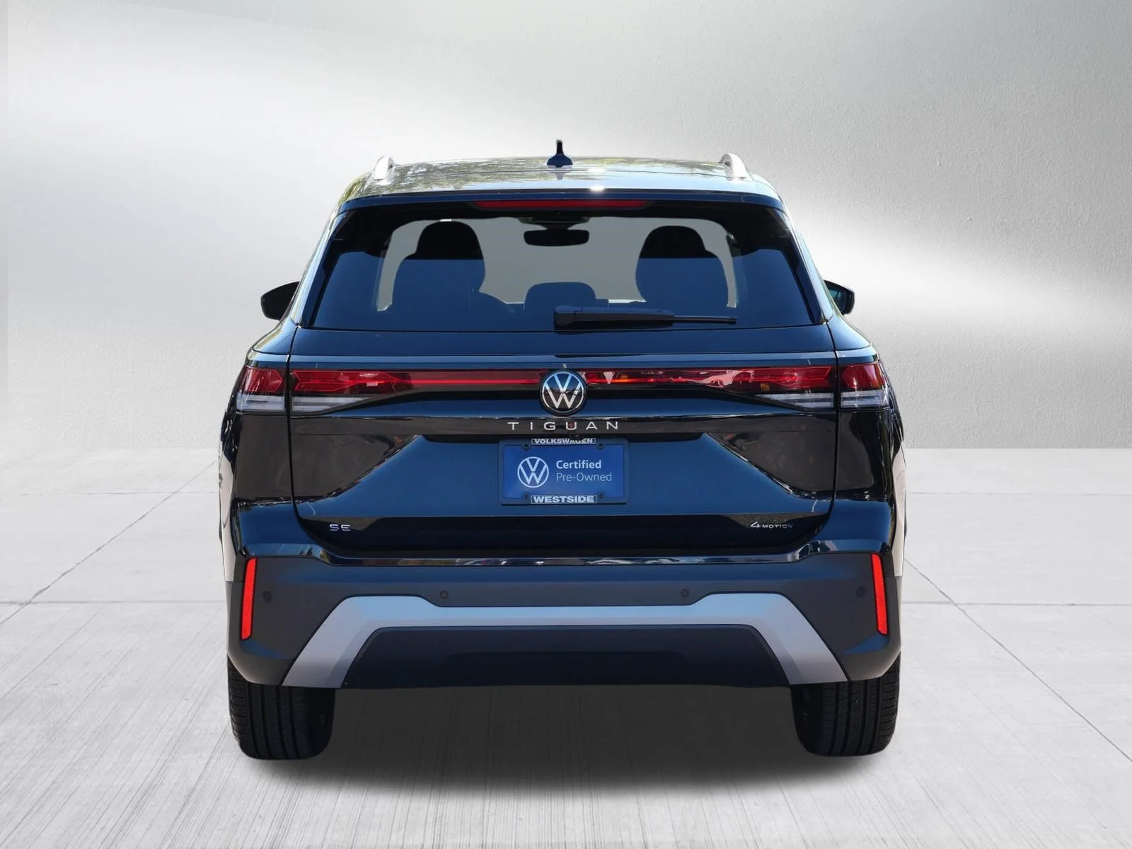 Certified Used 2025 Deep Black Pearl Volkswagen SE image 6
