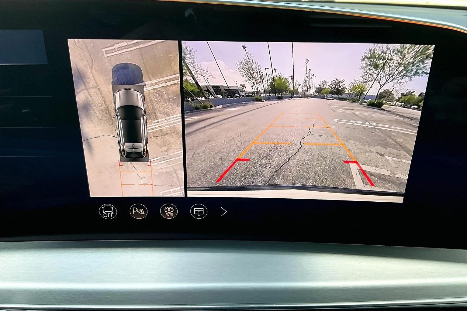2027 Cadillac LYRIQ Sport - Photo 15