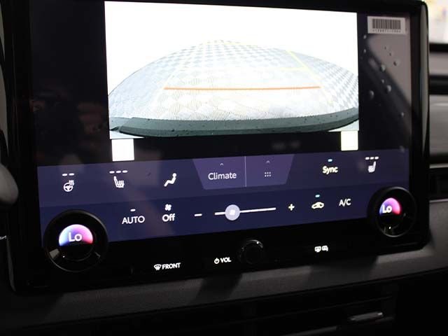 2026 Toyota C-HR SE - Photo 6