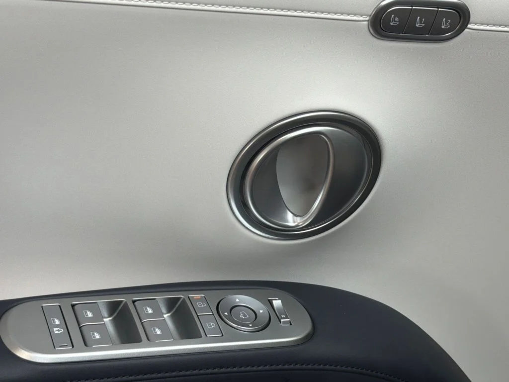 New 2027 Robust Emerald Pearl Hyundai SEL image 23