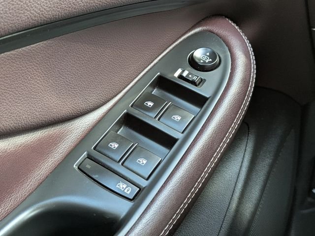 Used 2017 Purple Buick Essence image 26