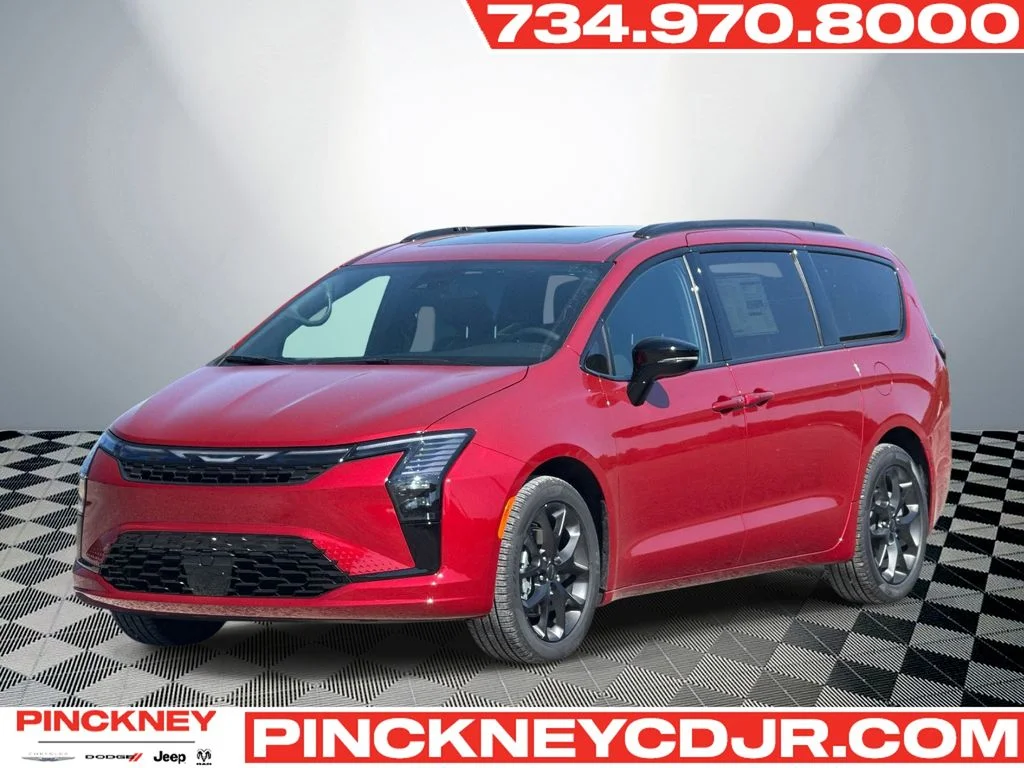2027 Chrysler Pacifica Limited's photo