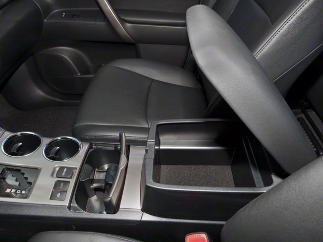 Used 2012 Blizzard Pearl Toyota Base image 16