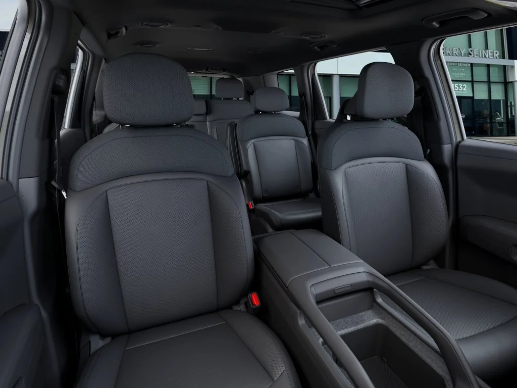 New 2027 Ivory Kia S image 15