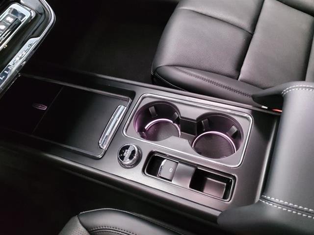 New 2024 Infinite Black Lincoln Reserve image 10