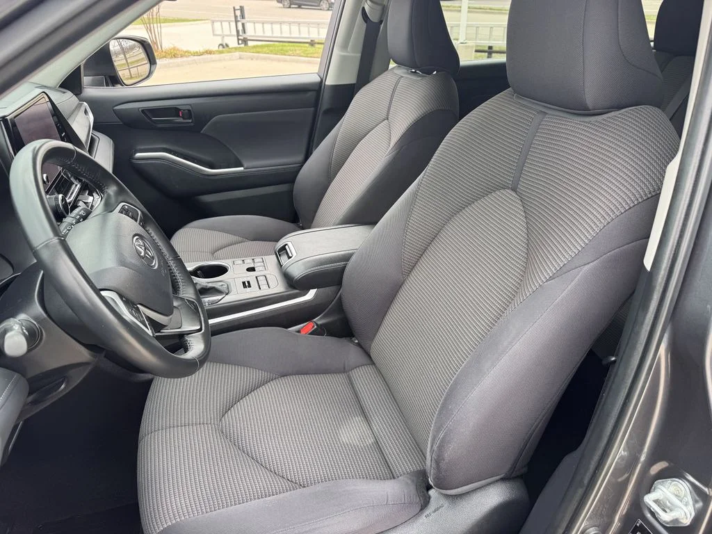 Used 2024 Gray Toyota LE image 25