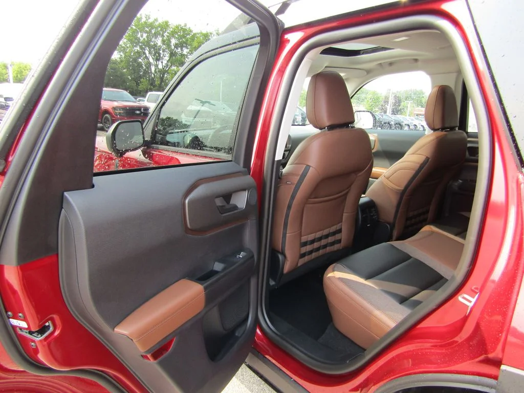 New 2026 Ruby Red Metallic Tinted Clearcoat Ford Outer Banks® image 24