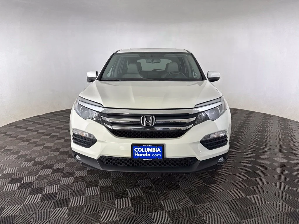 Used 2017 White Honda EX-L image 3