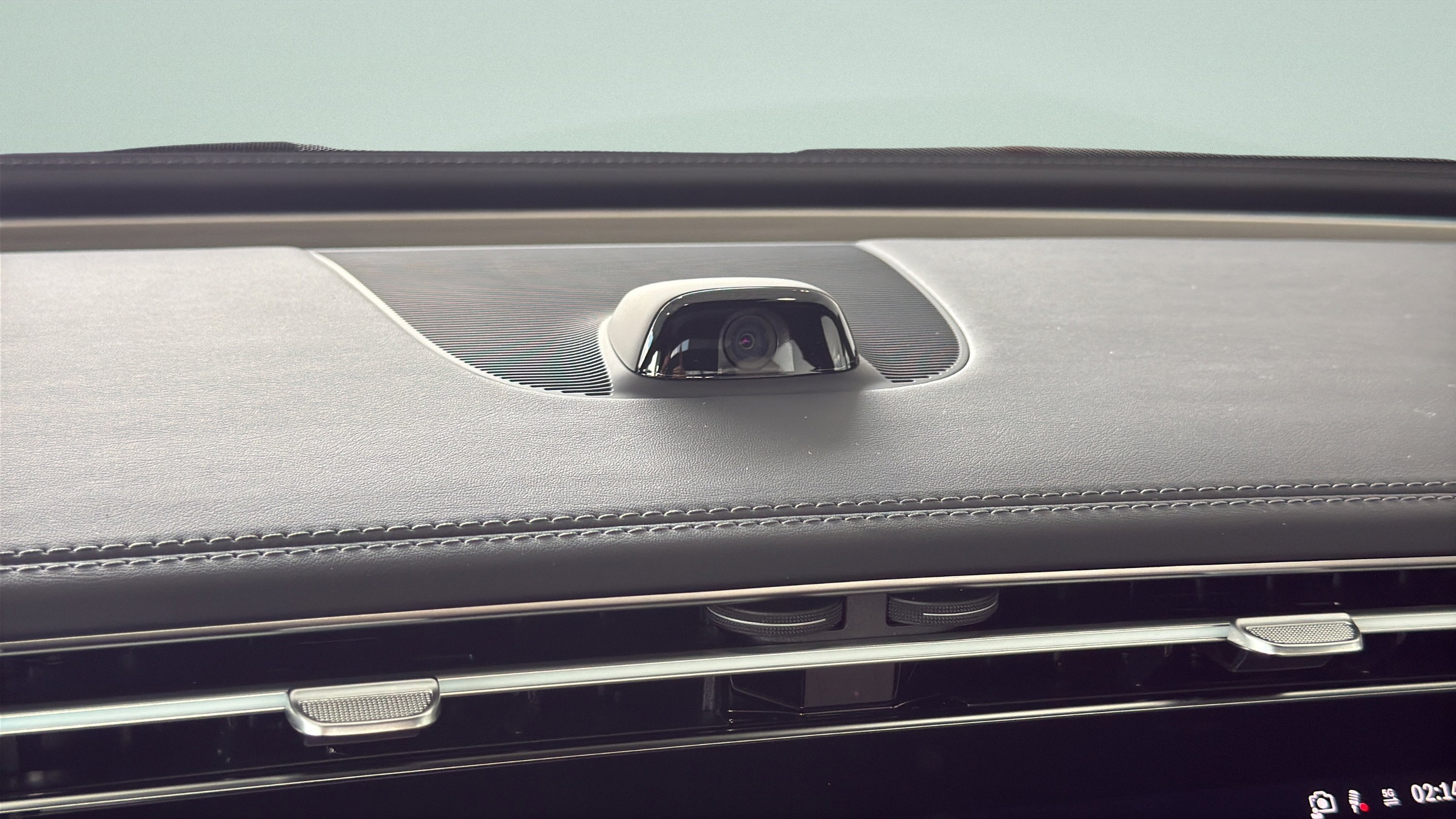 New 2026 Graphite Grey Metallic Mercedes-Benz E 450 image 33