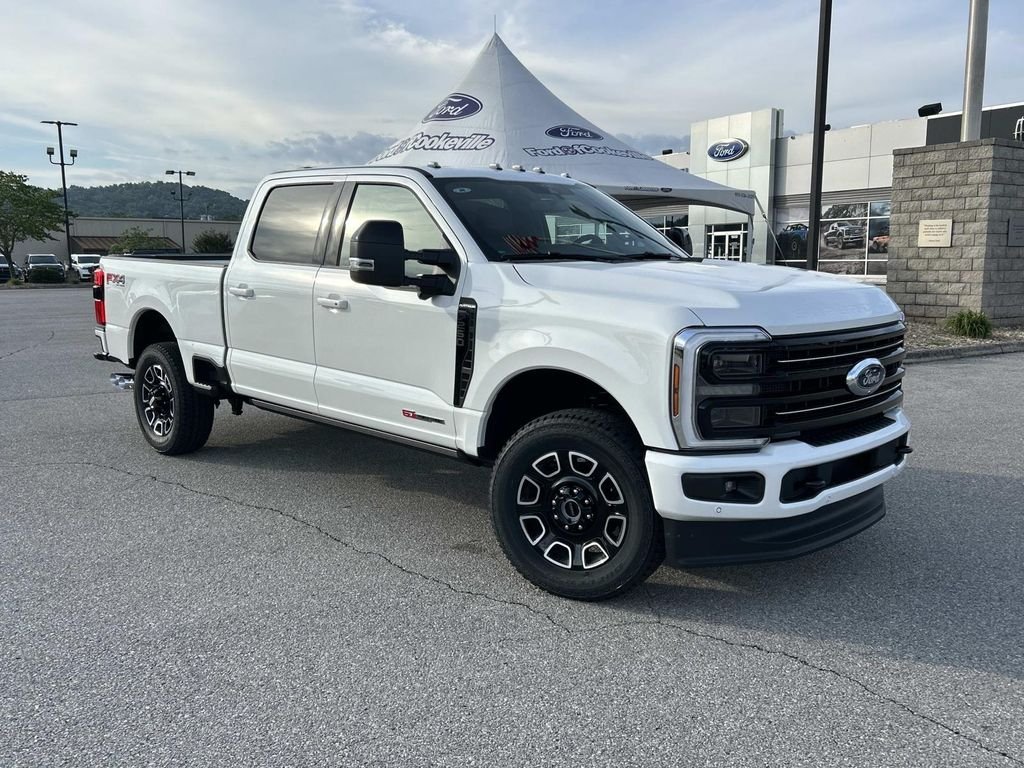 New 2026 Star White Metallic Tri-Coat Ford F-250® Platinum® image 2