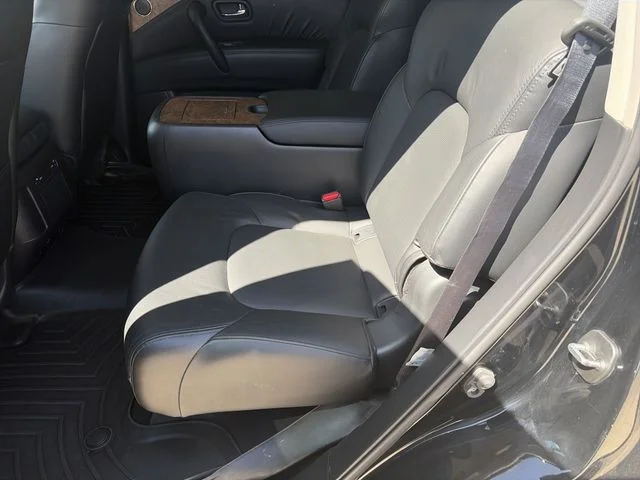 Used 2022 Black Nissan SL image 11