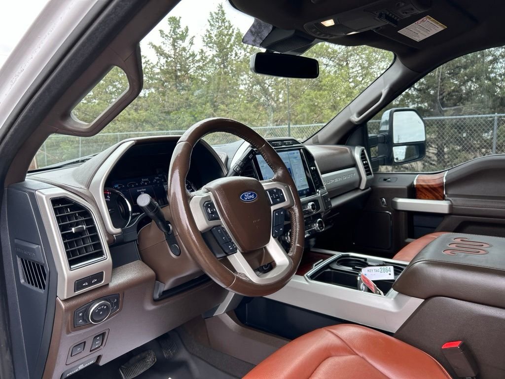 Used 2022 Oxford White Ford King Ranch image 17