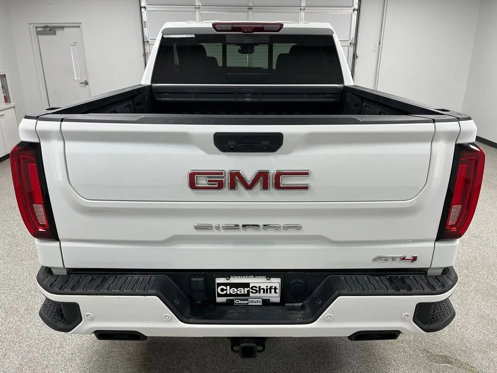 Used 2022 White GMC AT4 image 8