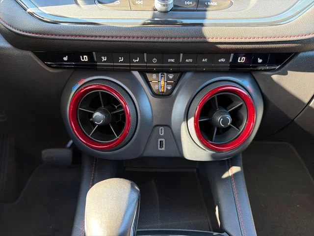 Used 2021 BLACK Chevrolet RS image 33