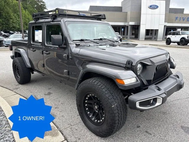 Used 2021 Gray Jeep Sport image 2