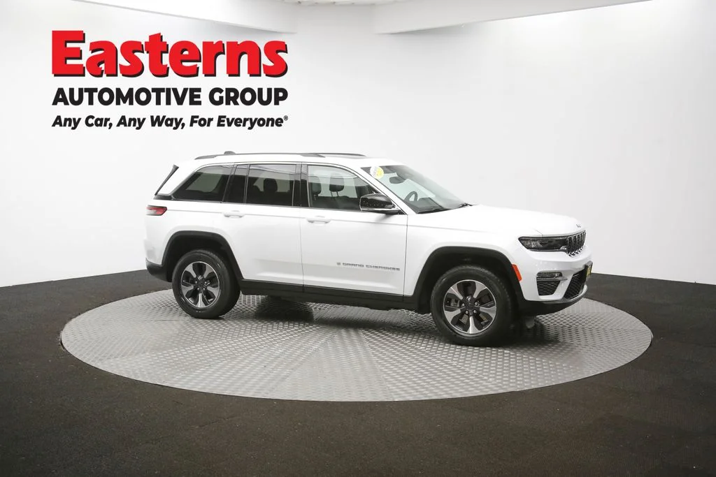 Used 2023 White Jeep 4xe image 47