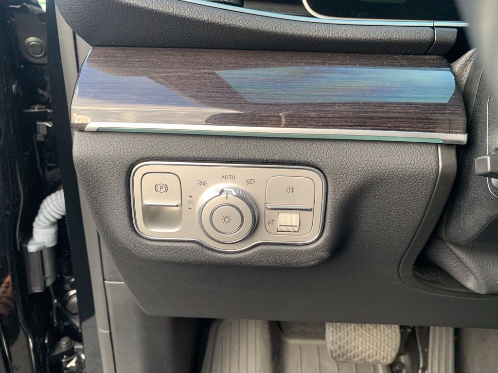 Used 2022 Black Mercedes-Benz GLE 350 image 18