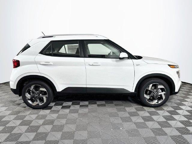 New 2026 White Hyundai SEL image 9