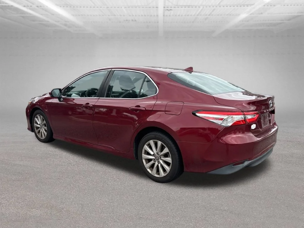 Used 2020 Red Toyota LE image 4